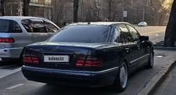 Mercedes-Benz E 320 1999 годаүшін4 900 000 тг. в Алматы – фото 3