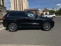 Jeep Grand Cherokee 2014 годаүшін15 800 000 тг. в Астана – фото 5