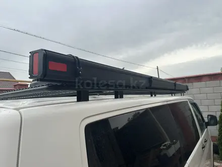 Volkswagen Caravelle 2008 года за 6 200 000 тг. в Алматы – фото 4