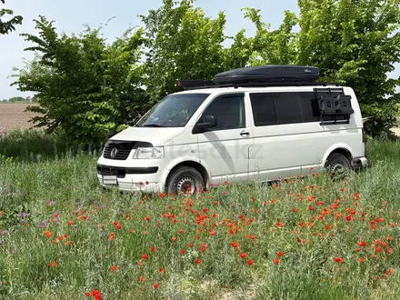 Volkswagen Caravelle 2008 года за 6 200 000 тг. в Алматы – фото 21