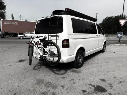 Volkswagen Caravelle 2008 года за 6 200 000 тг. в Алматы – фото 22
