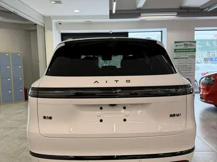 AITO M7 Ultra 4WD 5s 2025 года за 31 000 000 тг. в Алматы – фото 5