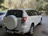 Toyota RAV4 2010 года за 7 600 000 тг. в Астана – фото 3