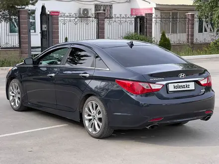 Hyundai Sonata 2011 года за 5 500 000 тг. в Актобе – фото 4