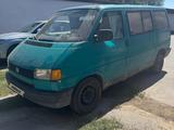 Volkswagen Caravelle 1992 года за 3 000 000 тг. в Талдыкорган