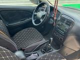 Toyota Avensis 2002 годаfor2 650 000 тг. в Петропавловск – фото 2