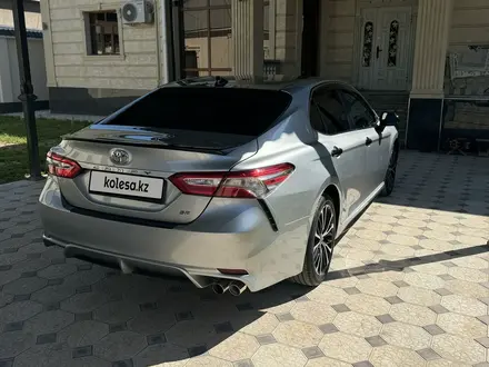 Toyota Camry 2019 года за 11 500 000 тг. в Шымкент – фото 3