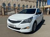 Hyundai Solaris 2015 года за 3 050 000 тг. в Уральск – фото 2