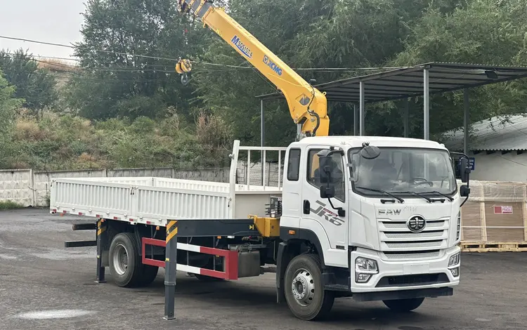 FAW  Крановая установка XCMG 6.3 2026 года за 37 500 000 тг. в Алматы