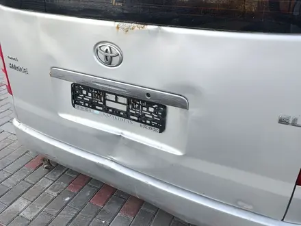 Toyota Hiace 2006 года за 7 500 000 тг. в Астана – фото 38