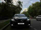 Toyota Camry 2021 года за 13 750 000 тг. в Алматы – фото 5