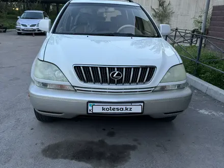 Lexus RX 300 2001 года за 6 150 000 тг. в Алматы – фото 2
