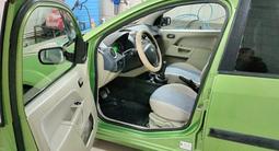 Ford Fiesta 2007 года за 2 500 000 тг. в Актобе – фото 2