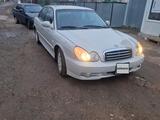 Hyundai Sonata 2002 года за 2 300 000 тг. в Уральск – фото 3