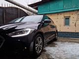 Hyundai Elantra 2018 года за 7 300 000 тг. в Алматы – фото 2