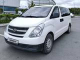 Hyundai H-1 2011 года за 8 000 000 тг. в Астана