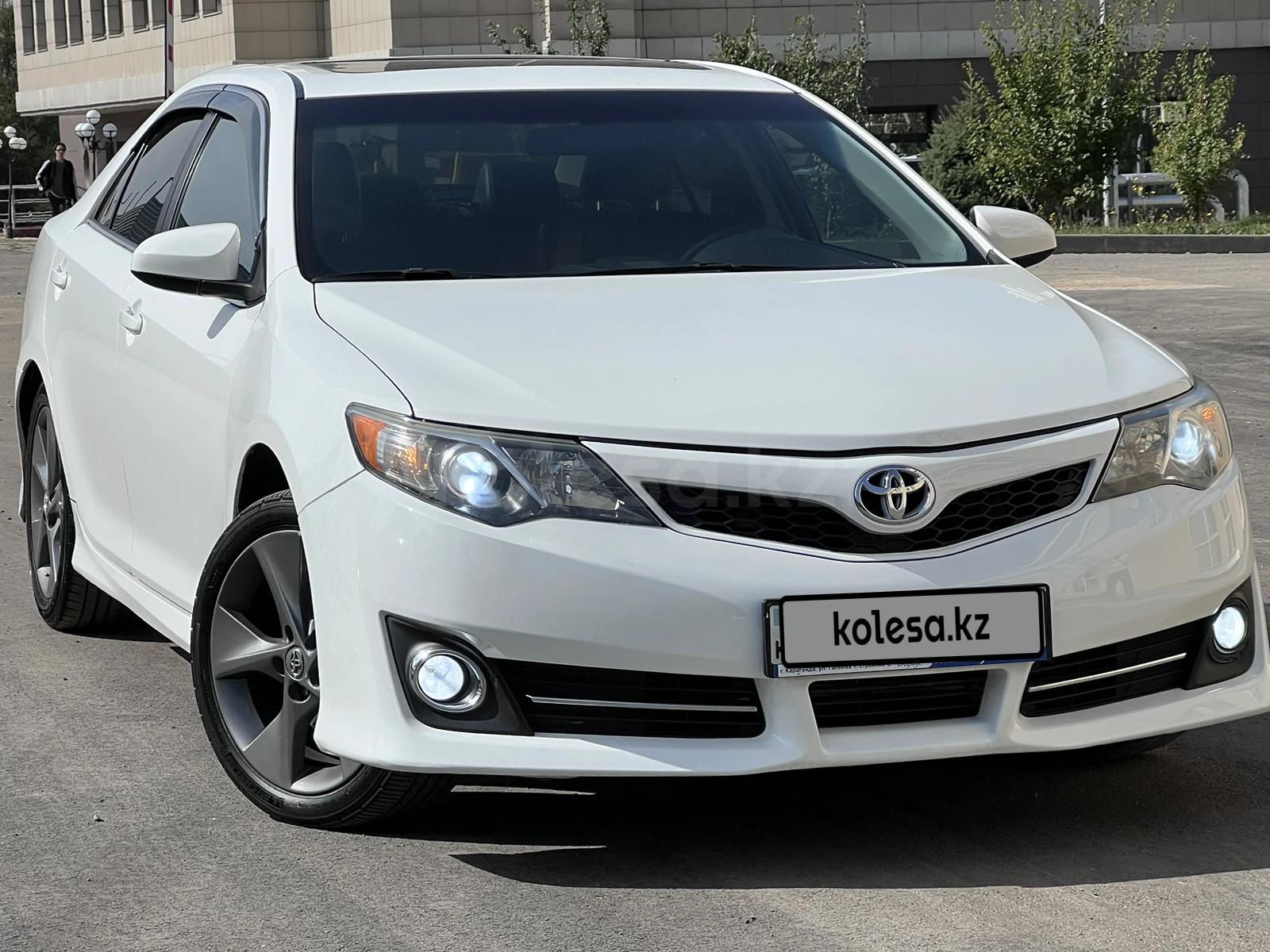 Toyota Camry 2014 г.