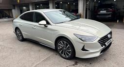 Hyundai Sonata 2023 года за 12 700 000 тг. в Алматы – фото 2