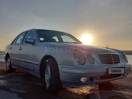 Mercedes-Benz E 280 2000 годаүшін3 999 900 тг. в Кентау