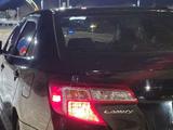 Toyota Camry 2014 года за 6 000 000 тг. в Актобе – фото 5