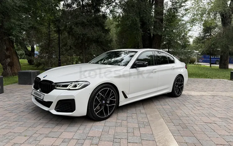 BMW 520 2022 года за 25 800 000 тг. в Алматы