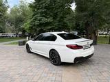 BMW 520 2022 года за 25 800 000 тг. в Алматы – фото 5