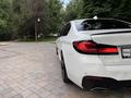 BMW 520 2022 года за 25 800 000 тг. в Алматы – фото 9