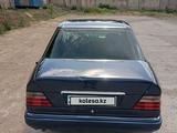 Mercedes-Benz E 230 1991 годаfor950 000 тг. в Шымкент – фото 4