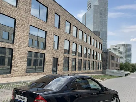 Mercedes-Benz C 240 2001 года за 3 900 000 тг. в Алматы – фото 3