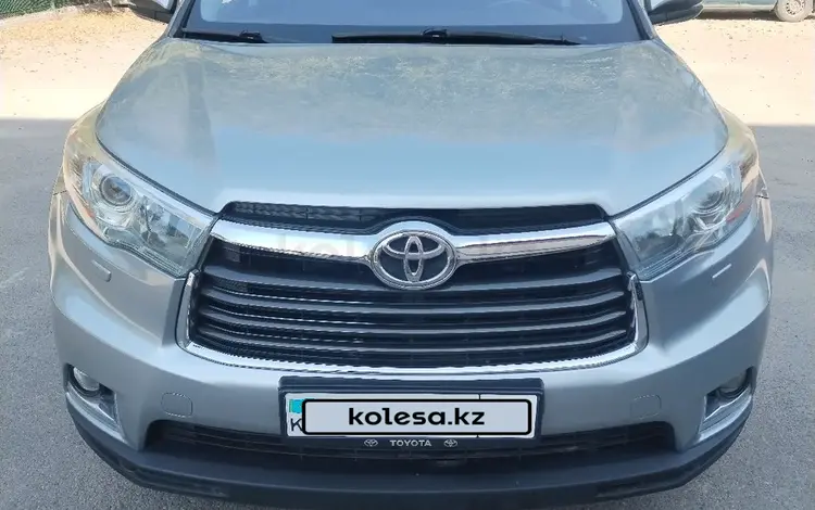 Toyota Highlander 2014 годаүшін14 200 000 тг. в Алматы