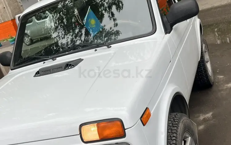 ВАЗ (Lada) Lada 2121 2015 годаүшін3 800 000 тг. в Павлодар