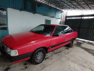 Audi 100, 1987