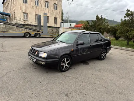 Volkswagen Vento 1992 года за 1 200 000 тг. в Есик – фото 7
