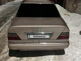 Mercedes-Benz E 200 1994 года за 1 800 000 тг. в Алматы – фото 4