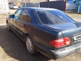 Mercedes-Benz E 230 1995 года за 1 650 000 тг. в Петропавловск – фото 3
