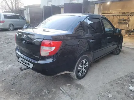 ВАЗ (Lada) Granta 2190 2013 года за 2 000 000 тг. в Уральск – фото 3