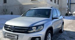 Volkswagen Tiguan 2015 года за 8 700 000 тг. в Астана