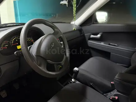ВАЗ (Lada) Priora 2171 2012 года за 2 650 000 тг. в Алматы – фото 21