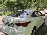 Hyundai Accent 2018 года за 6 600 000 тг. в Петропавловск – фото 5