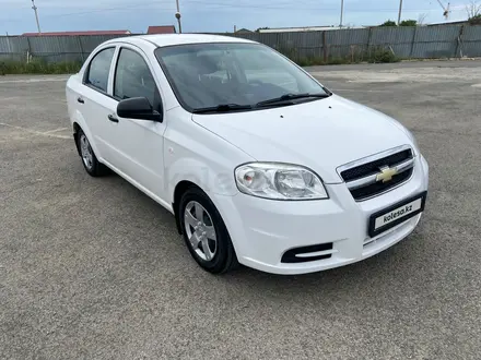 Chevrolet Aveo 2008 года за 1 700 000 тг. в Атырау – фото 2