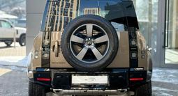 Land Rover Defender X-Dynamic SE 2025 годаfor81 056 000 тг. в Петропавловск – фото 5