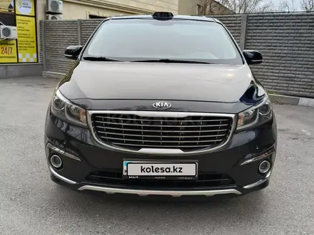 Kia Carnival 2016 года за 12 500 000 тг. в Алматы – фото 2