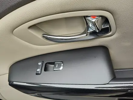 Kia Carnival 2016 года за 12 500 000 тг. в Алматы – фото 13