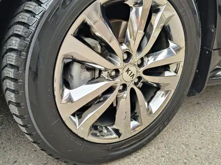 Kia Carnival 2016 года за 12 500 000 тг. в Алматы – фото 26