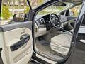 Kia Carnival 2016 года за 12 500 000 тг. в Алматы – фото 30