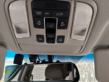 Kia Carnival 2016 года за 12 500 000 тг. в Алматы – фото 34