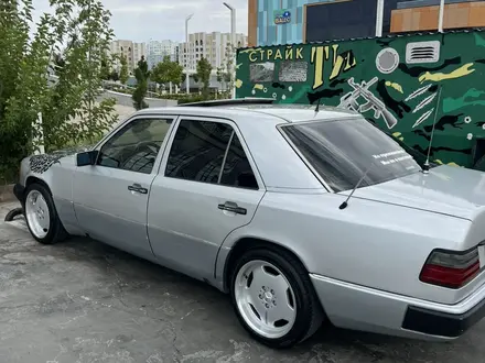 Mercedes-Benz E 200 1991 года за 2 000 000 тг. в Туркестан – фото 3