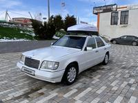 Mercedes-Benz E 230 1992 года за 1 700 000 тг. в Шымкент