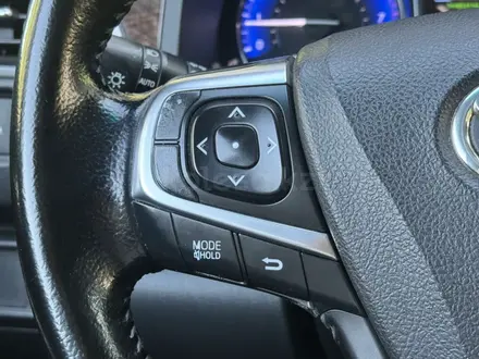 Toyota Camry 2014 года за 10 850 000 тг. в Семей – фото 16