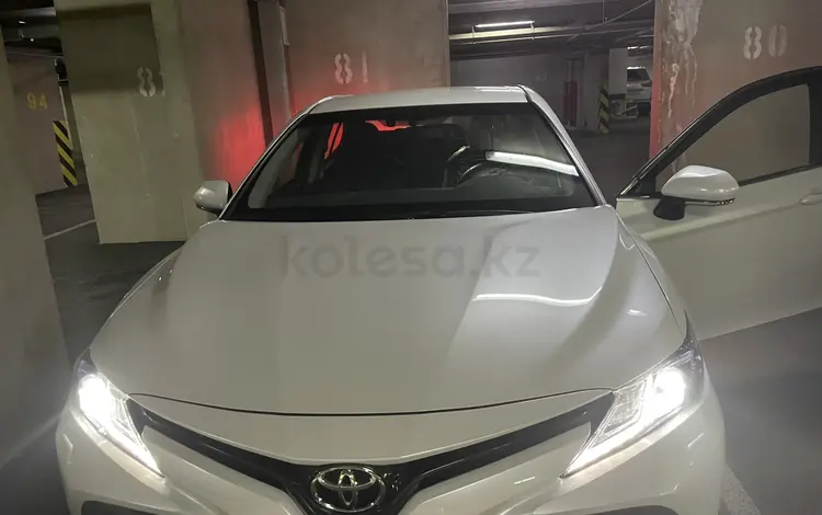 Toyota Camry 2021 годаfor14 940 000 тг. в Алматы